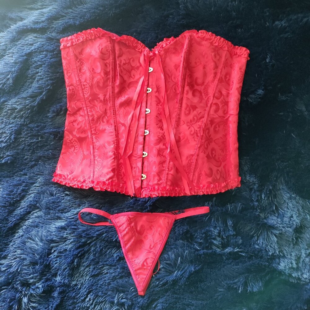 Corset With Matching G- String - image 2